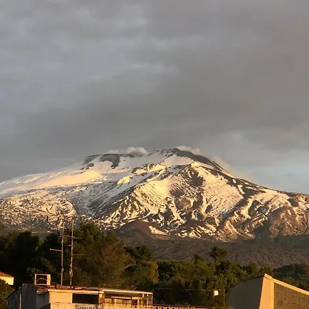 Polifemo Etna 3* 尼科洛西