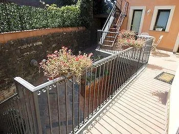 Alojamento de Acomodação e Pequeno-almoço Polifemo Etna Nicolosi
